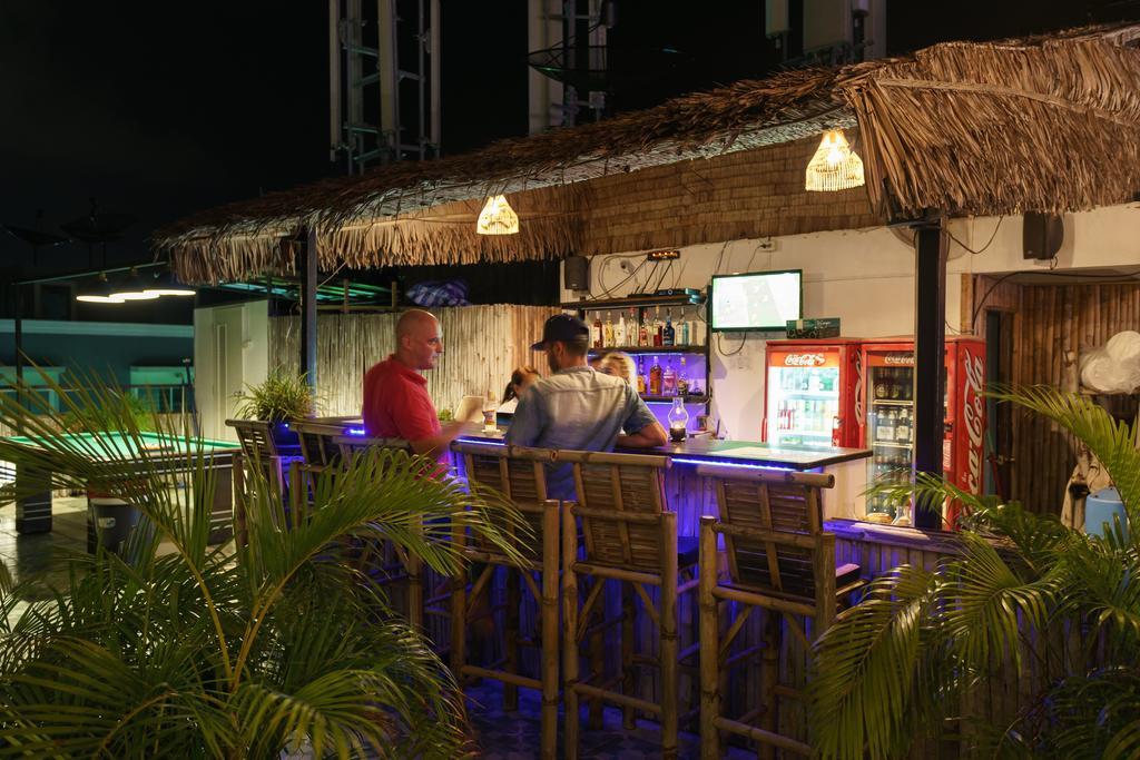 Chaweng Skybar Guesthouse 波普托 外观 照片